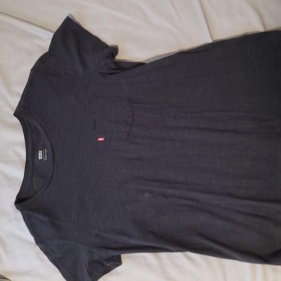 Levi large tshirt - Picture 1 of 1